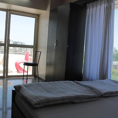 Hotel Apple Inn Ahmadábád Kültér fotó